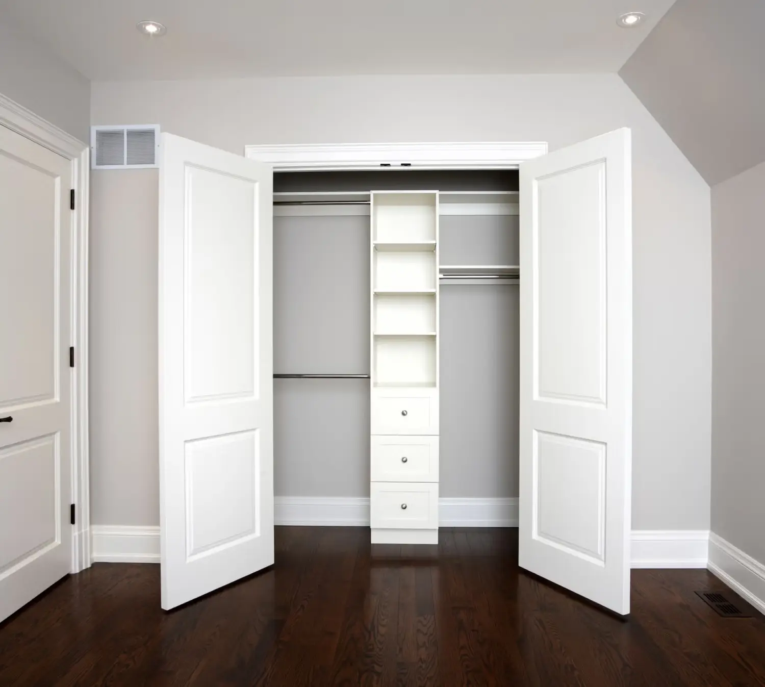 Cabinet Refacing Services In Tulsa OK